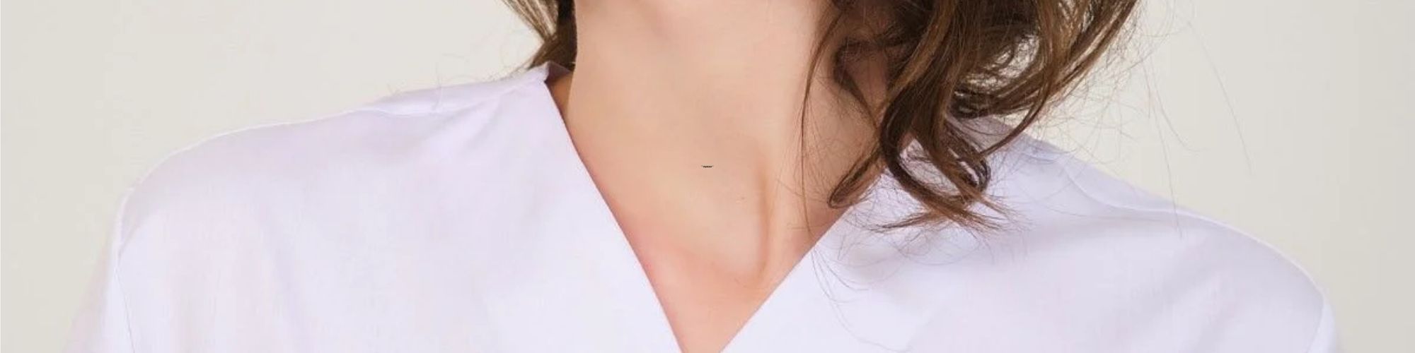 Zarf Yaka Scrubs Tek Üst